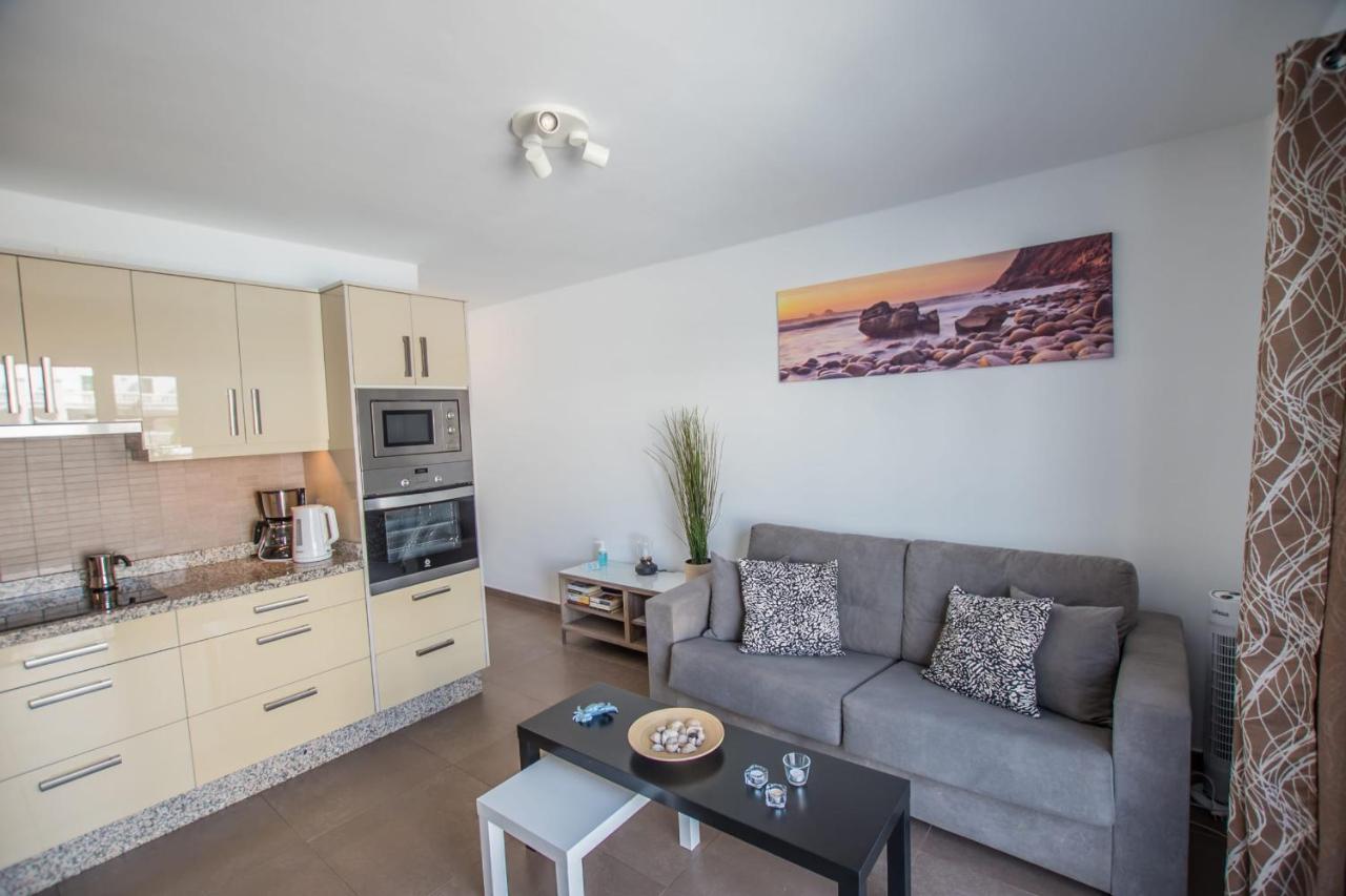 Casa Anemona With Terrace Shared Pool Sea Views And Free Wifi Puerto del Carmen (Lanzarote)