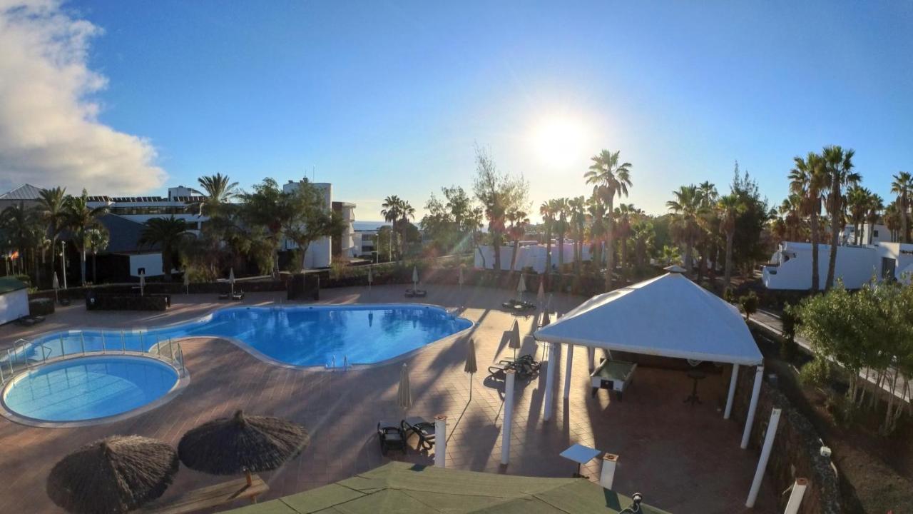 Palmeras Garden Apartment