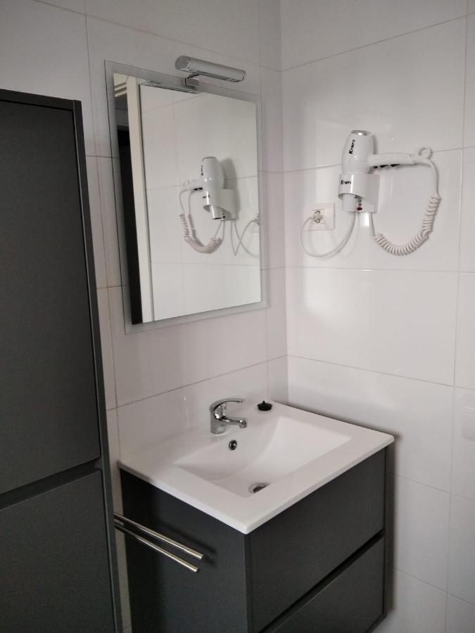 Aguazul 112, 118, 202, 216 Apartamento