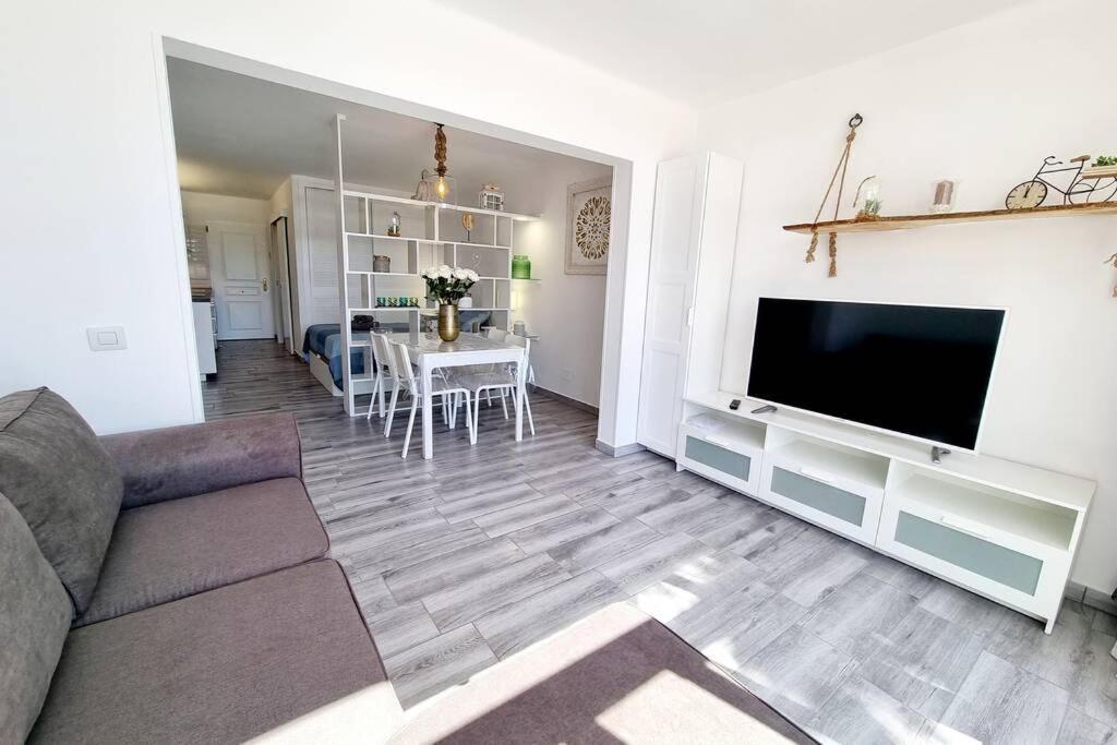 Lina 25 Playa Roca Apartamento