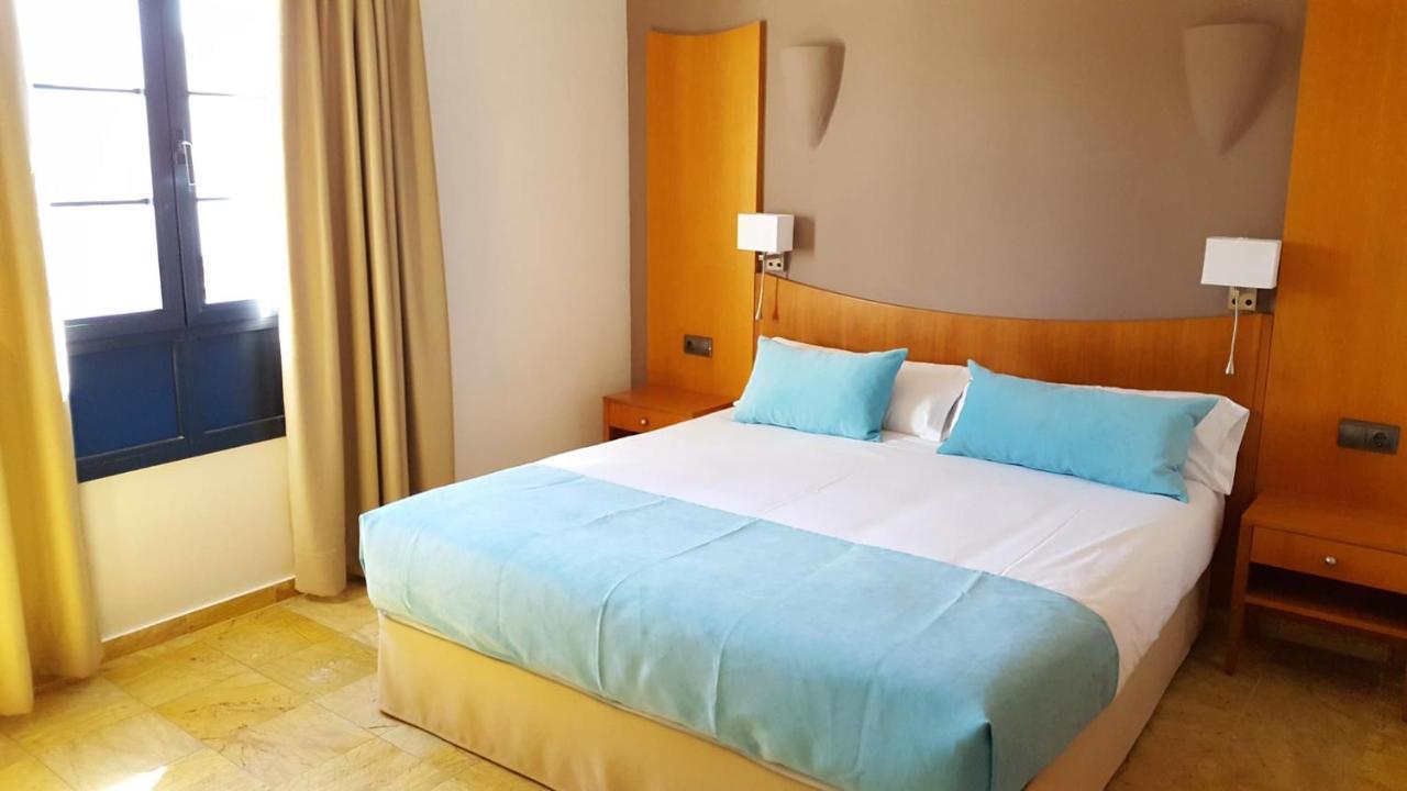 Hotel Vik Coral 3*
