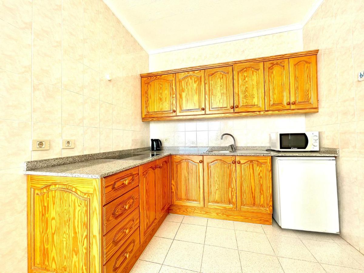 Nudist With Ocean View And One Bedroom In Lanzarote Apartamento *