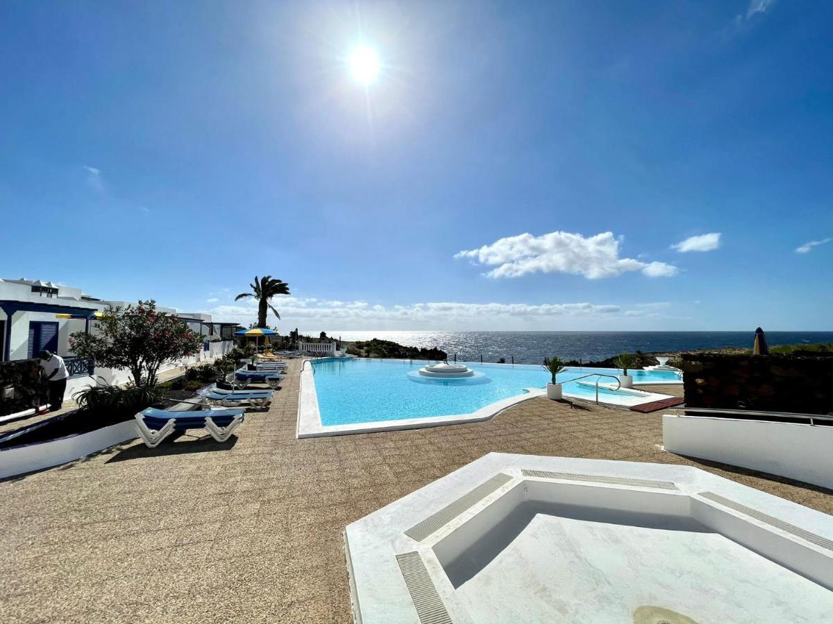 Nudist With Ocean View And One Bedroom In Lanzarote Charco del Palo