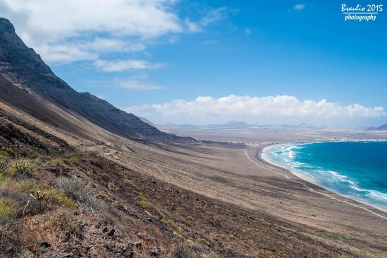 Casa Paradiso With Great Views Perfect For Surf Or Family Holidays Famara