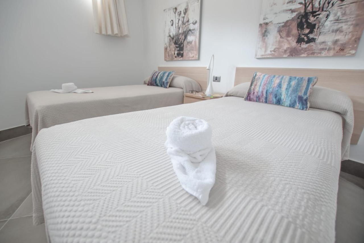 Villa Casa Marquesa With Private Heated Pool & Sea Views Famara