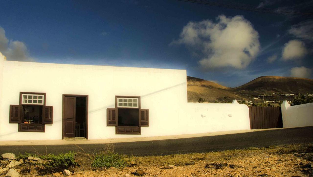 Casa Olivos Holiday home *