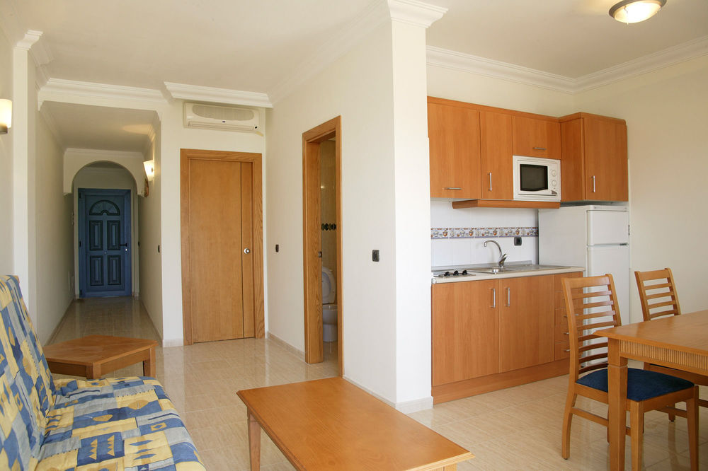 Cordial Marina Blanca 4*
