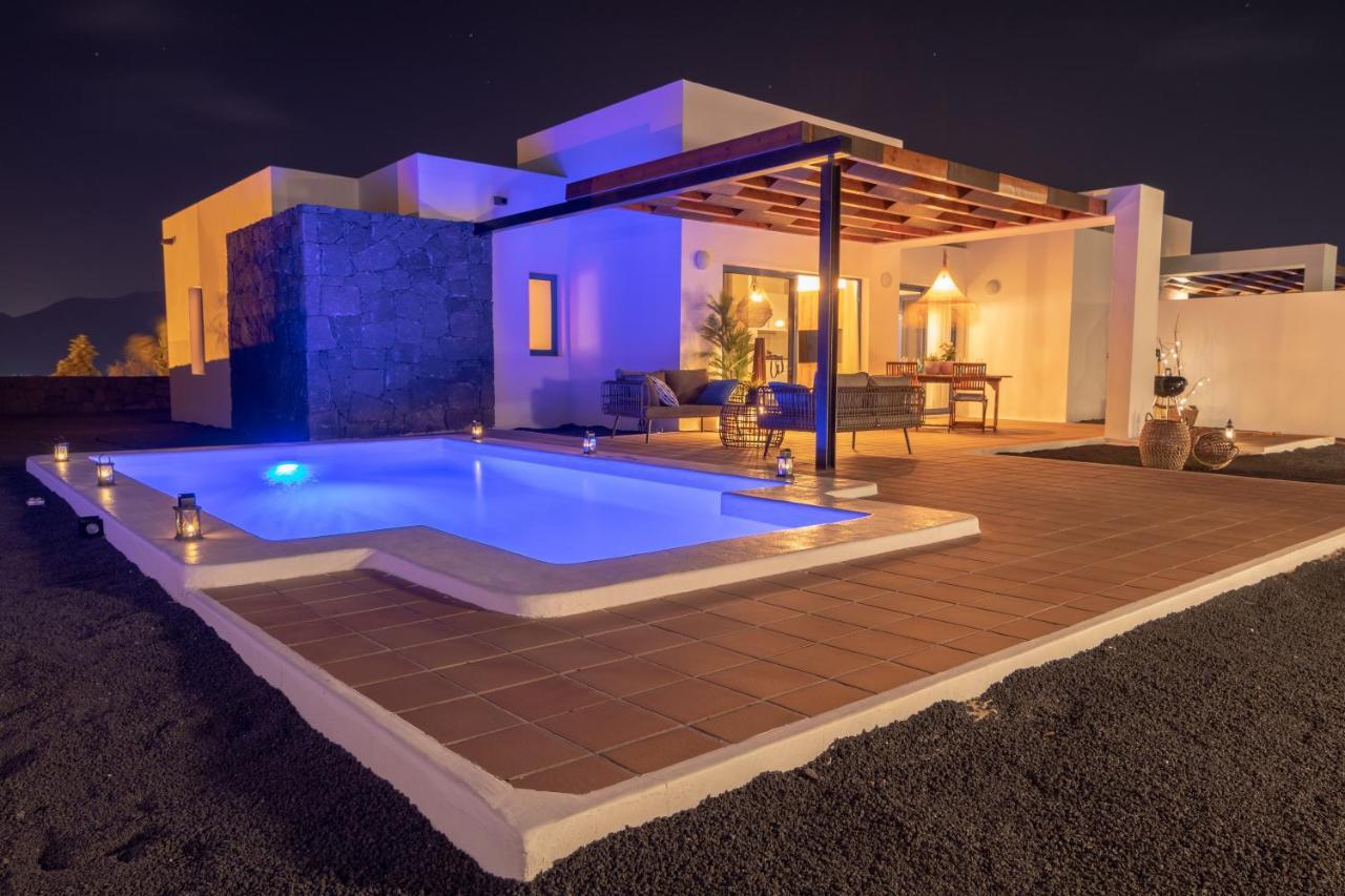 Villalia Famara Villa