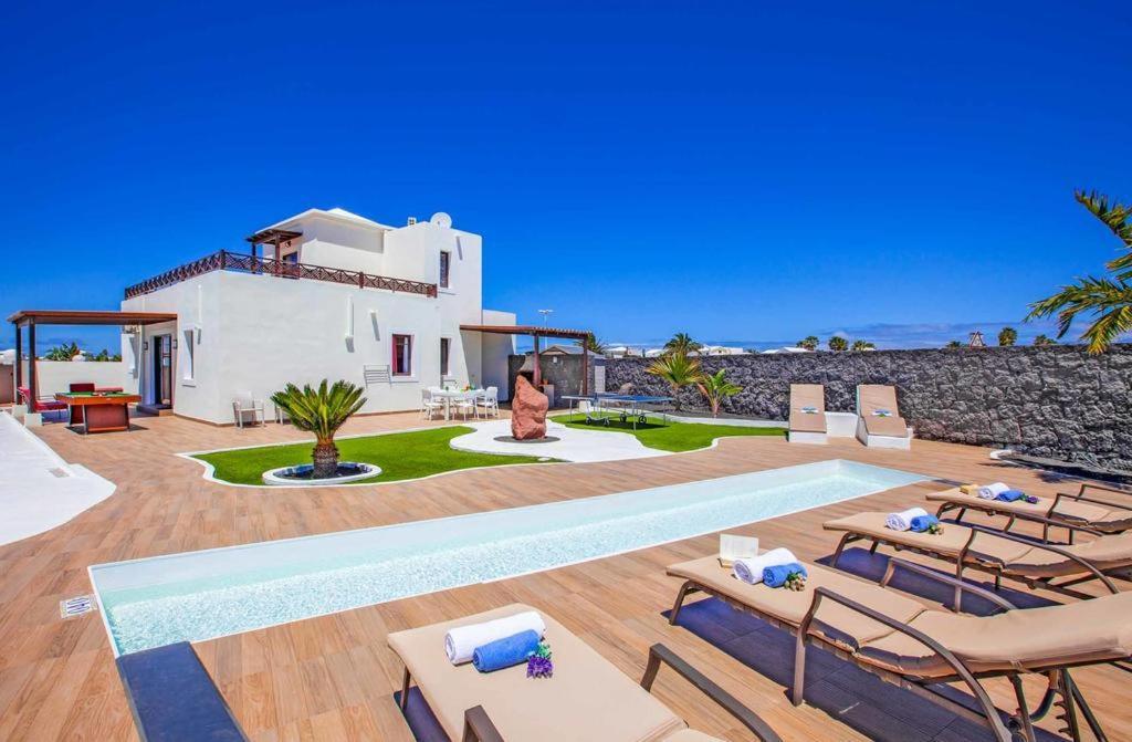 Rubí Villa