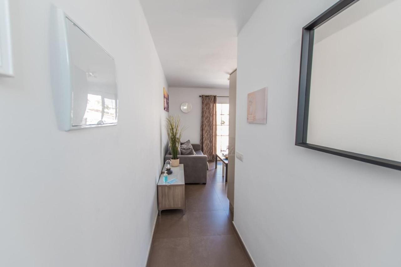Casa Anemona With Terrace Shared Pool Sea Views And Free Wifi Apartamento Puerto del Carmen (Lanzarote)