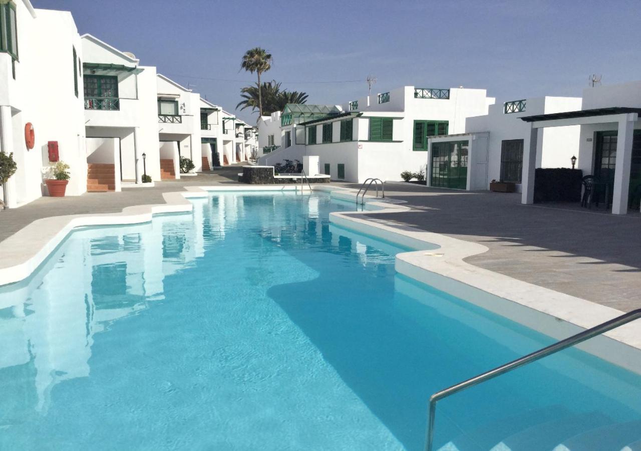 Relax & Pool Next To The
