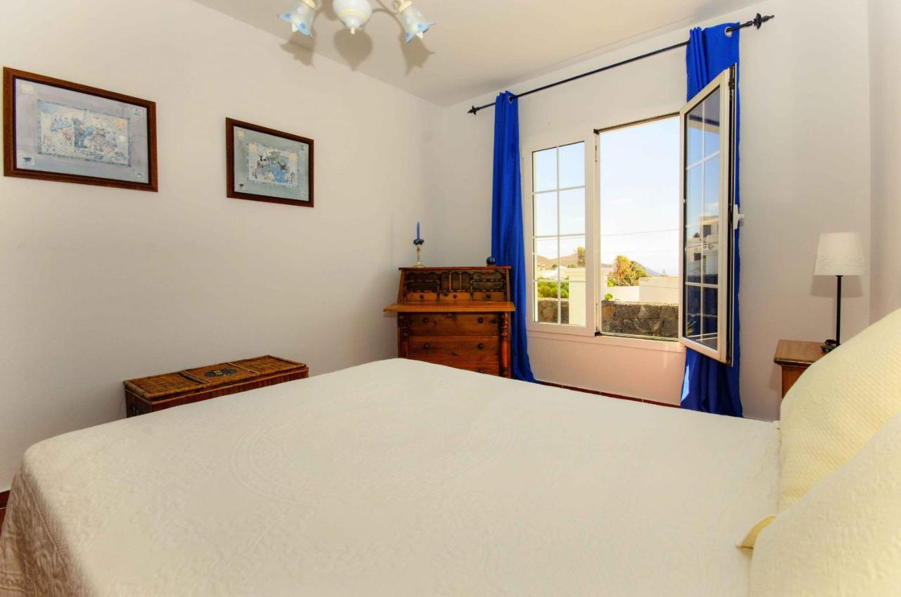 Loros Villa