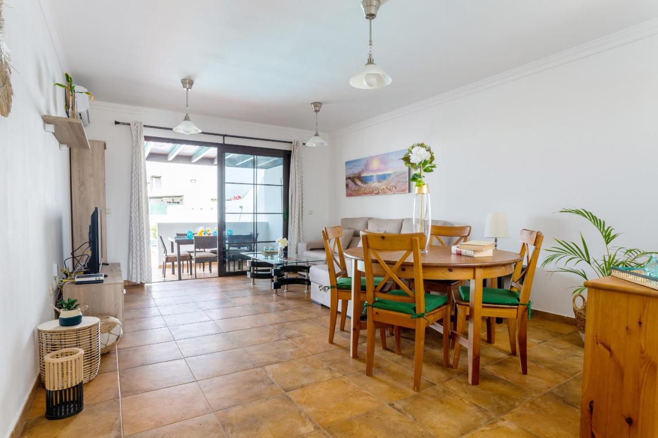 Aqua Playa Blanca Villa
