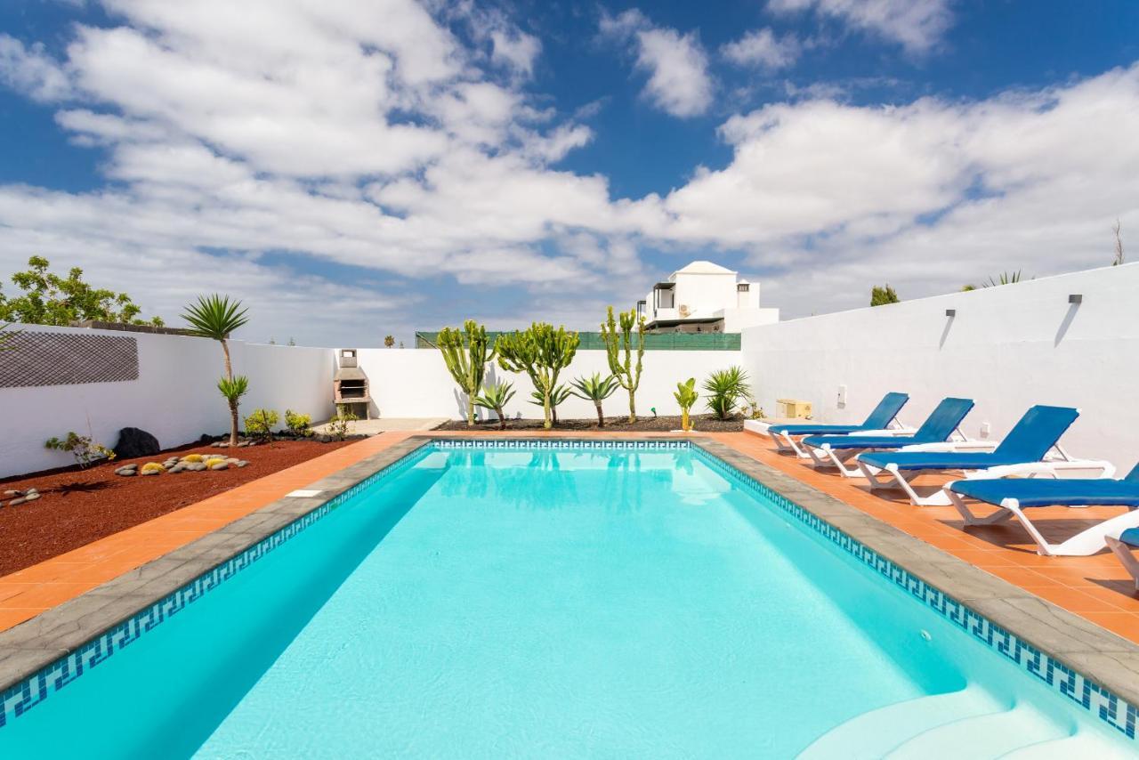 Aqua Playa Blanca *