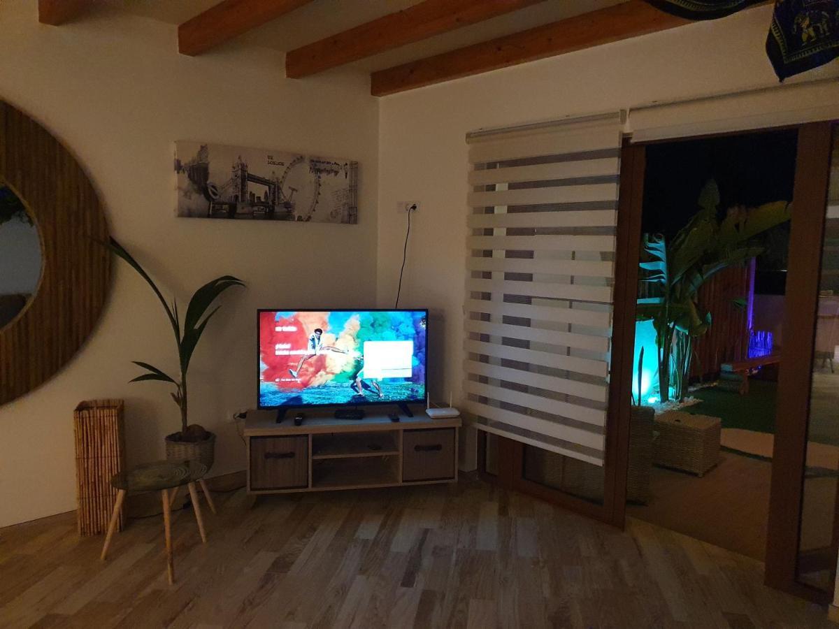 Corner *