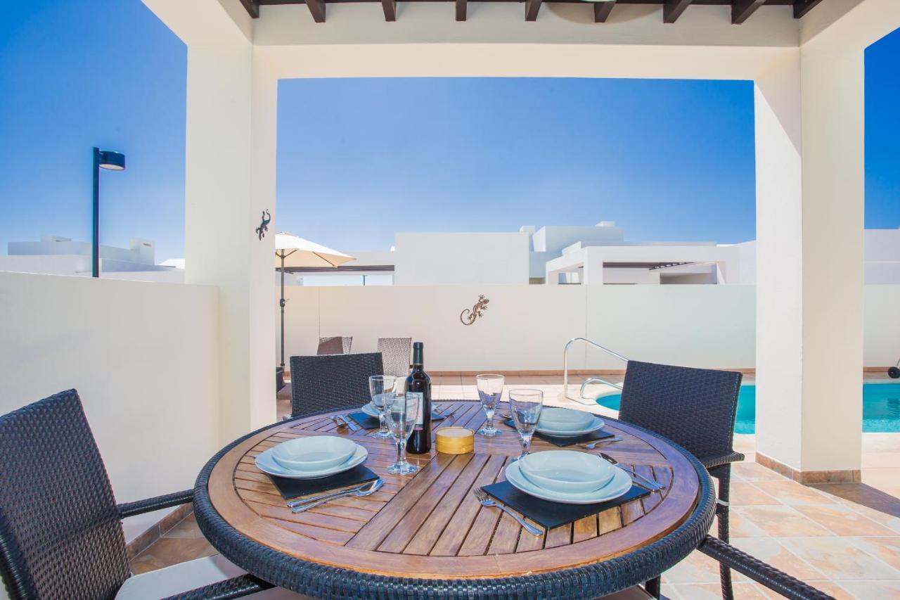 Villa Beautiful 2-bed In Playa Blanca -rosa Blanca