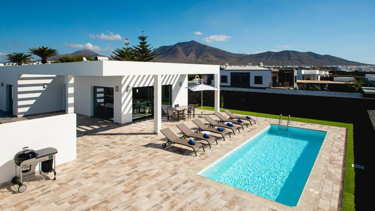 Blancazul Gazmira Villa