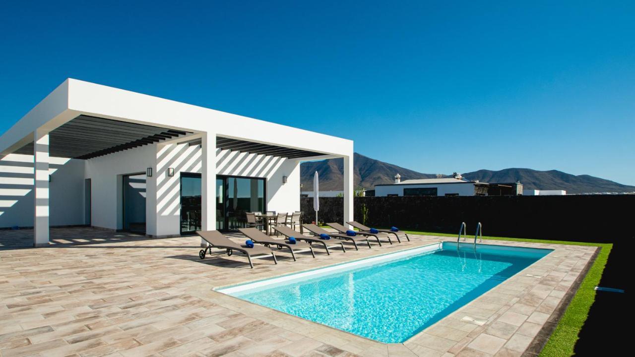 Blancazul Gazmira Villa