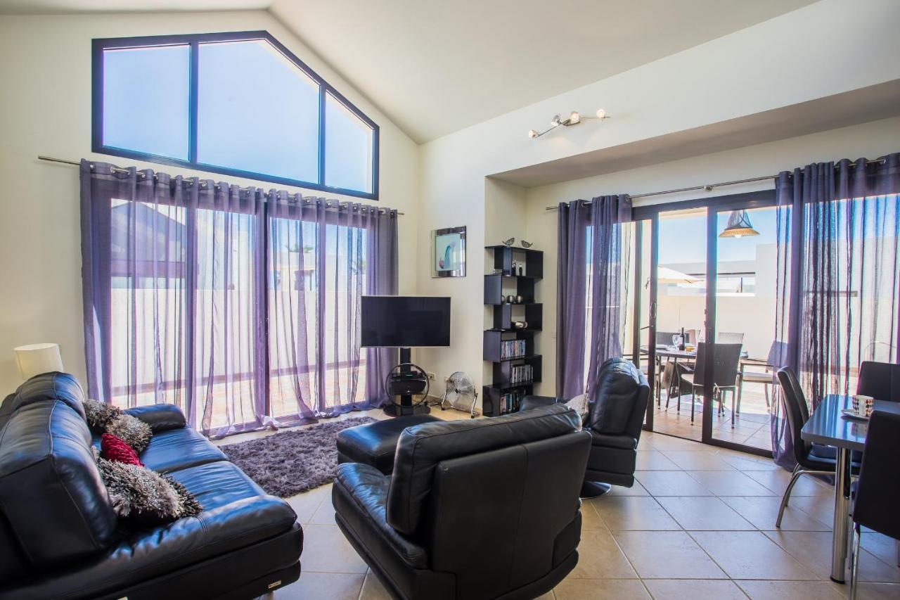 Beautiful 2-bed In Playa Blanca -rosa Blanca Villa