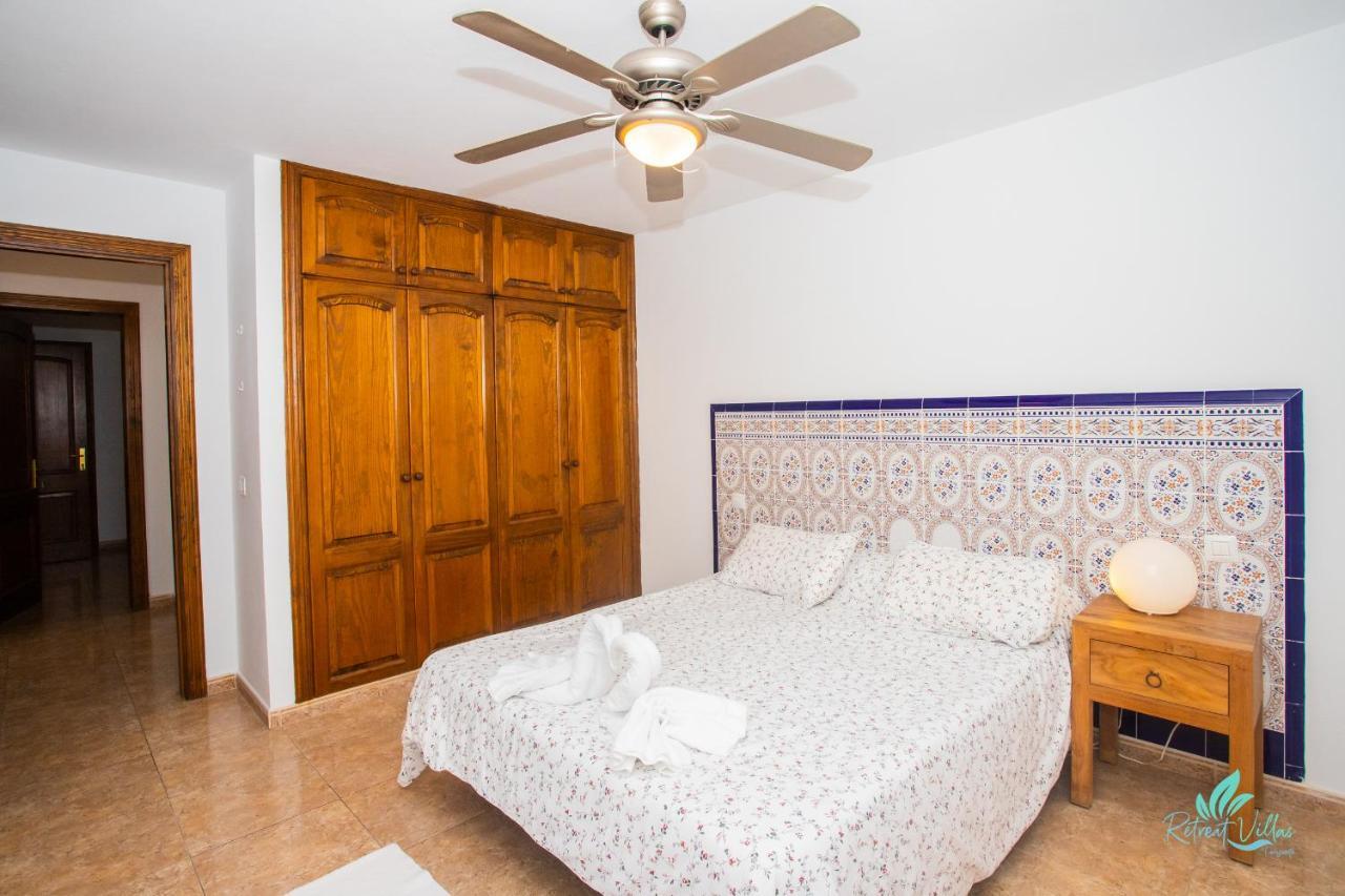 Stunning 6-bed In Villa *
