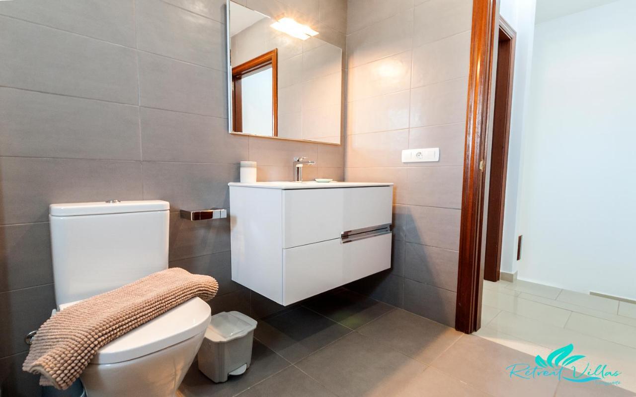 3-bed Close To Town Casa Minstrel Villa Playa Blanca (Lanzarote)