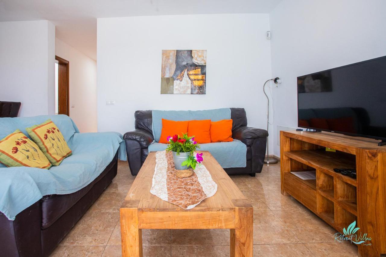 Stunning 6-bed In * Playa Blanca (Lanzarote)