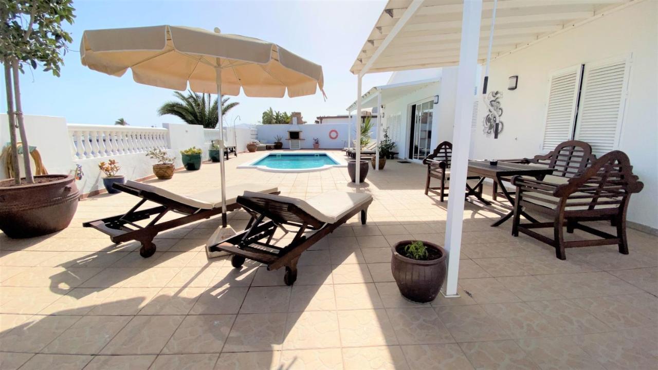 Villa La Estrella Puerto Del Carmen *