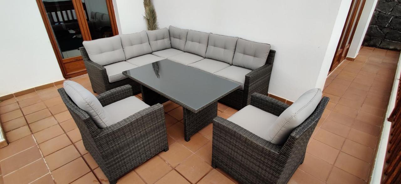 Villa 64, Vista Lobos, Private Heated Pool X Jacuzzi, Playa Blanca (Lanzarote)