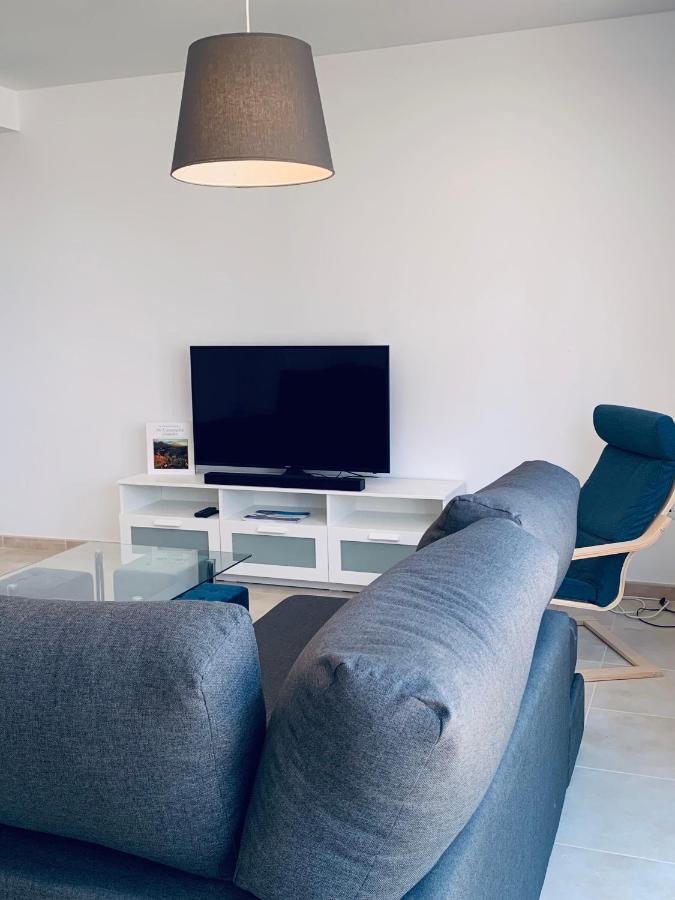 Villa 64, Vista Lobos, Private Heated Salt Pool X Hot Tub, Playa Blanca (Lanzarote)