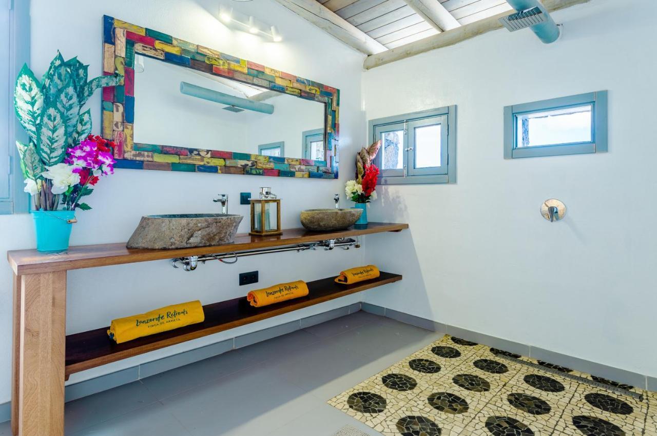 Palacio And Yurt - 2 Pools - Hot Tub - Fantastic Sea Views