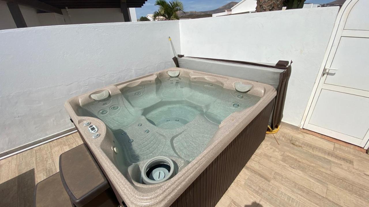 La Estrella Puerto Del Carmen Villa *