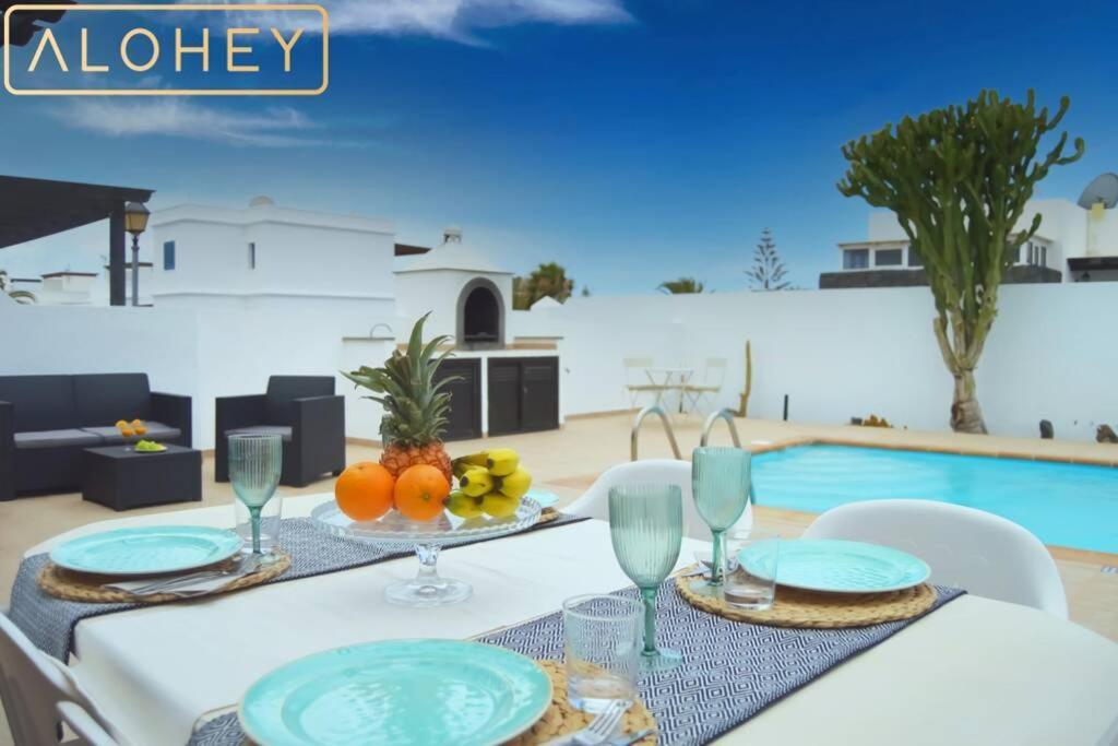 Timanfaya Heatable Pool, Afternoon Sun And Spacious Terrace *