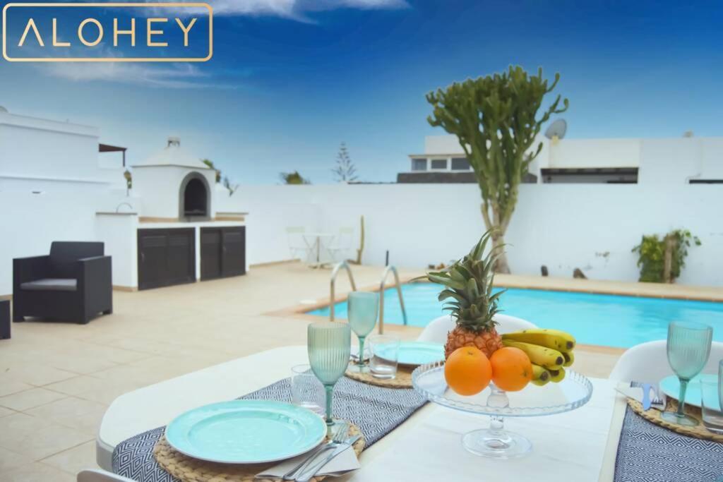Holiday home Timanfaya Heatable Pool, Afternoon Sun And Spacious Terrace