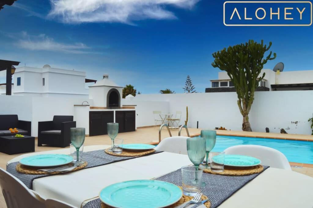 Timanfaya Heatable Pool, Afternoon Sun And Spacious Terrace *