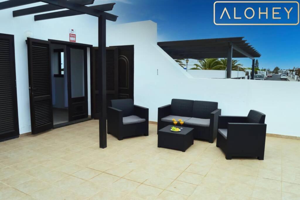 Timanfaya Heatable Pool, Afternoon Sun And Spacious Terrace *