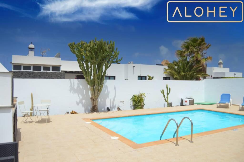 Holiday home Timanfaya Heatable Pool, Afternoon Sun And Spacious Terrace