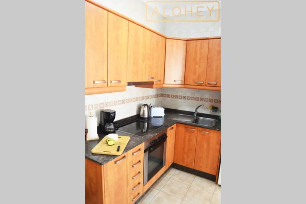 Timanfaya Heatable Pool, Afternoon Sun And Spacious Terrace Holiday home *