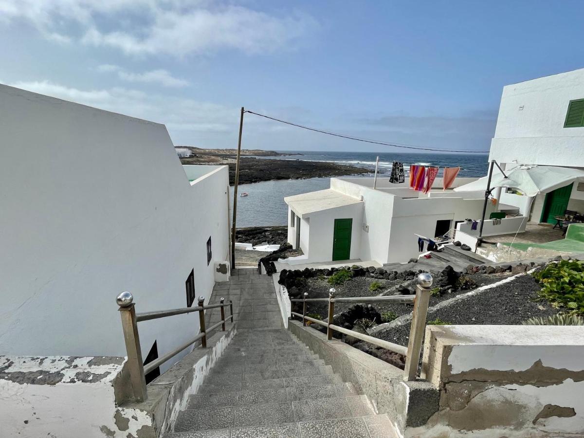 Eslanzarote Turtle House, Super Wifi, Sea Views *