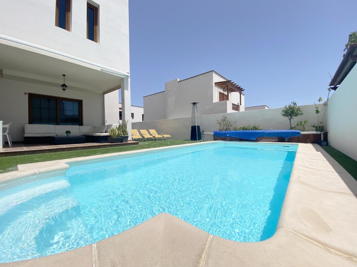 Aquavilla Villa *