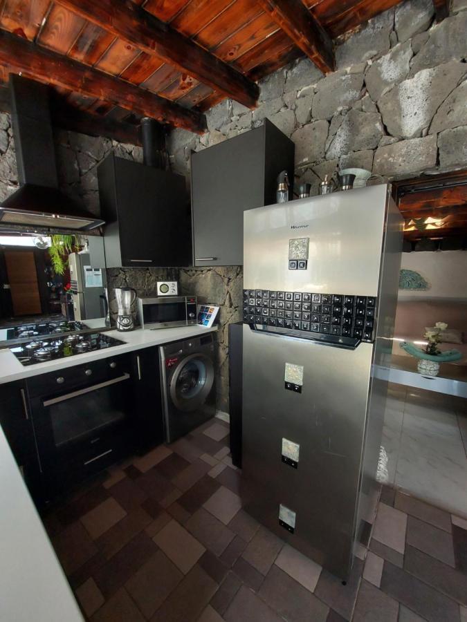 Aloelux ! - Private With Jacuzzi, Cinema ,massage ,wonderful View, Art Desing Villa *