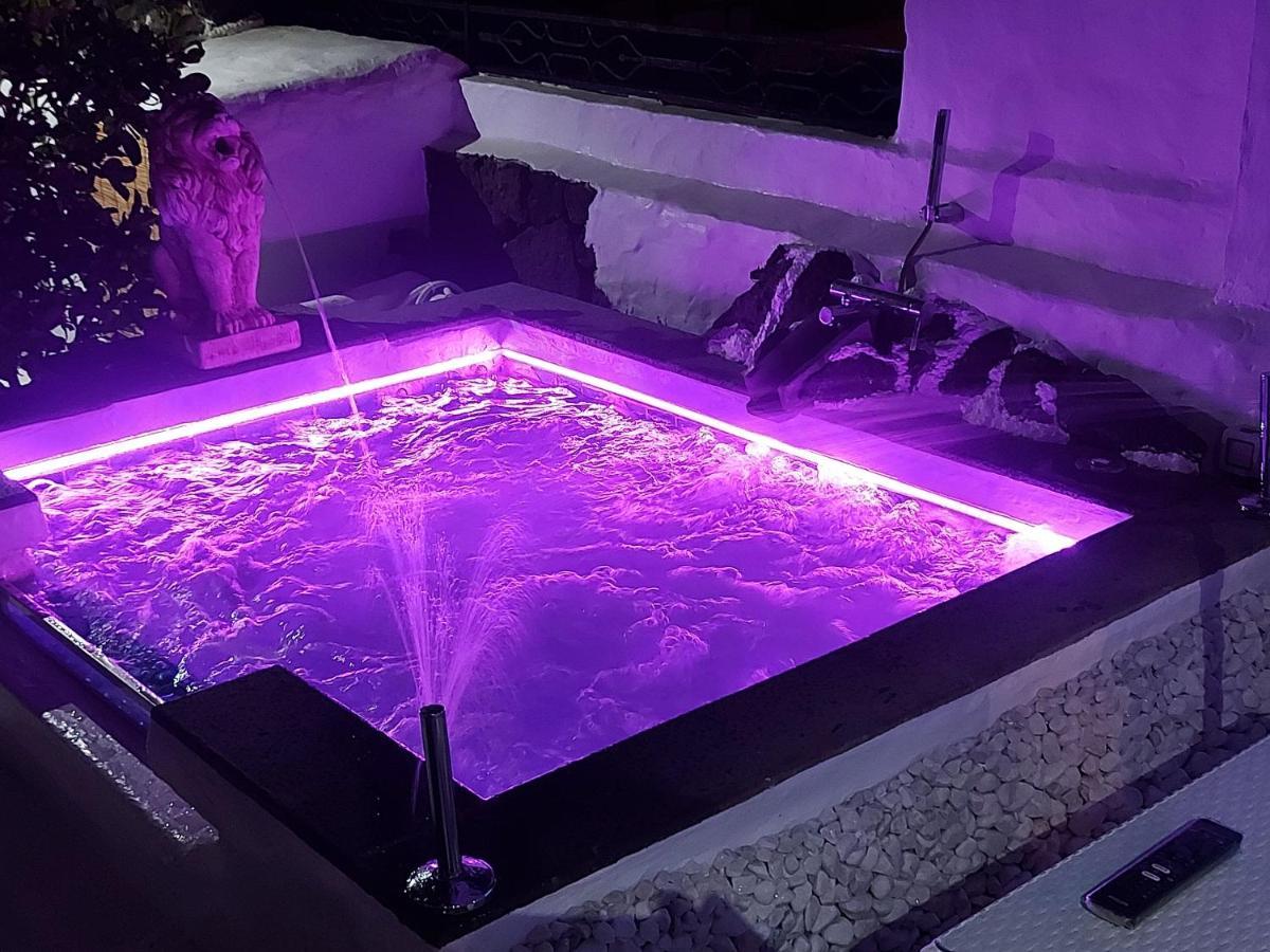 Aloelux ! - Private With Jacuzzi, Cinema ,massage ,wonderful View, Art Desing Villa Conil