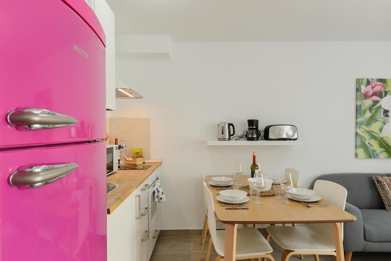 Purple Volcano Apartment, Free Access To The Fariones Sports Center Apartment Puerto del Carmen (Lanzarote)