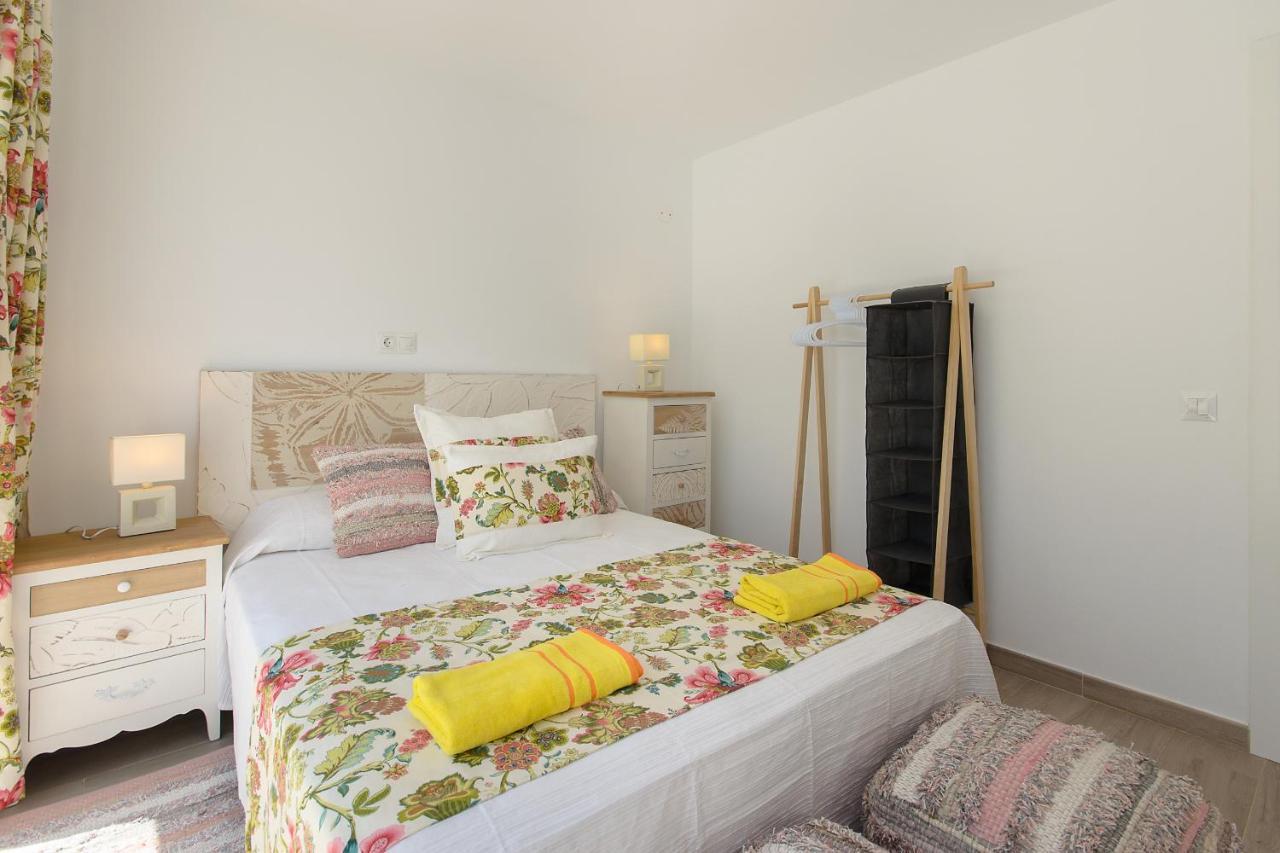 Apartment Purple Volcano Apartment, Free Access To The Fariones Sports Center
