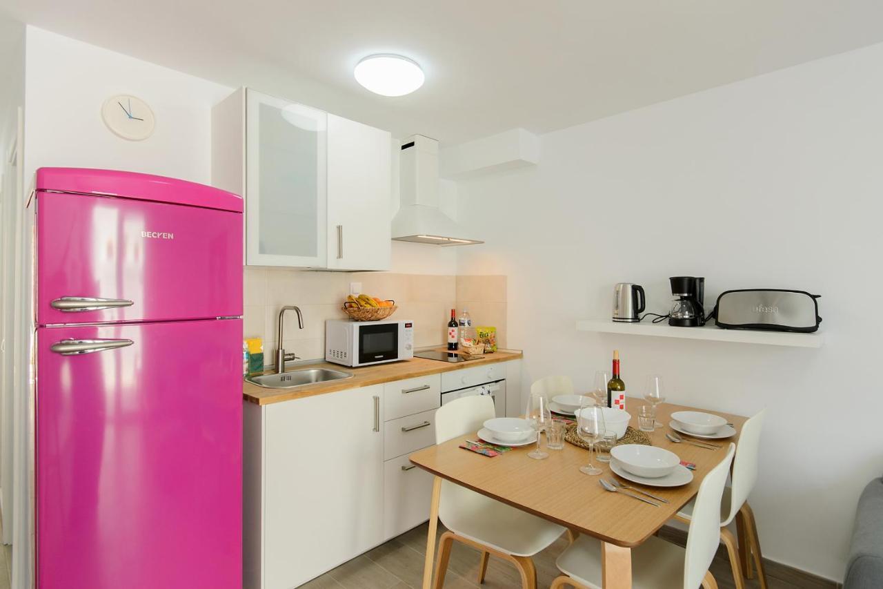 Purple Volcano Apartment, Free Access To The Fariones Sports Center