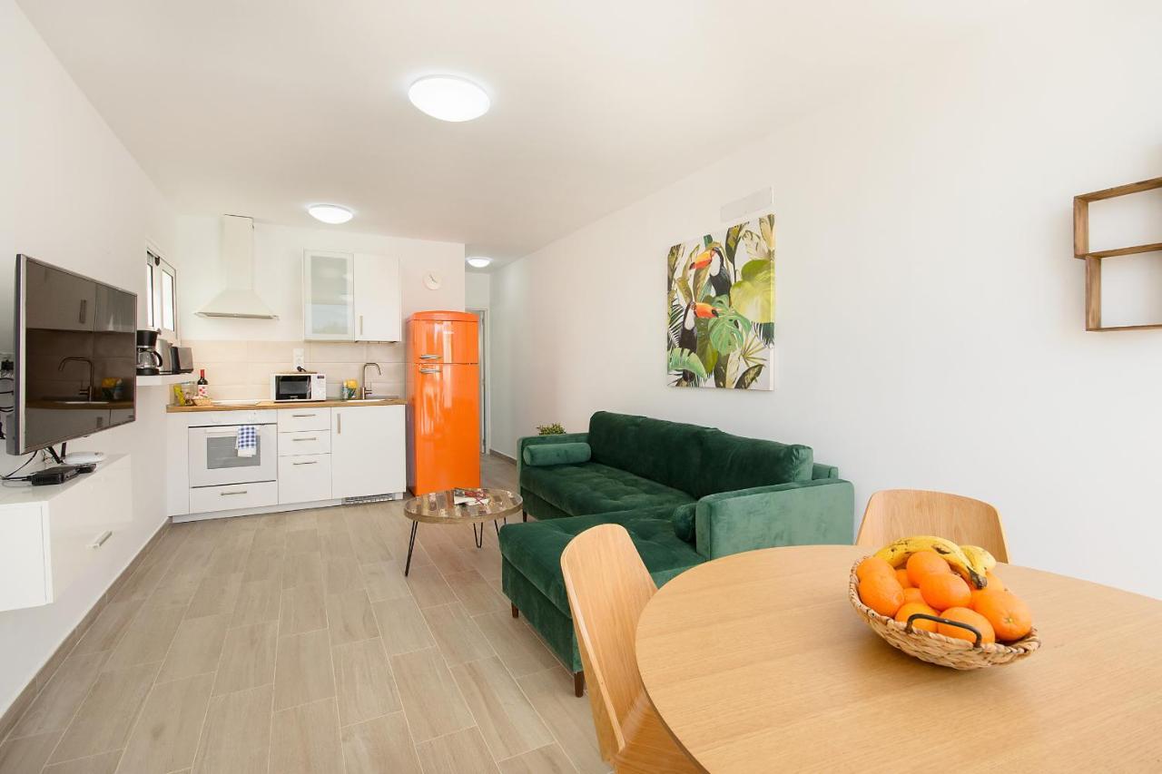 Orange Volcano Apartment, Free Access To The Fariones Sports Center Apartamento