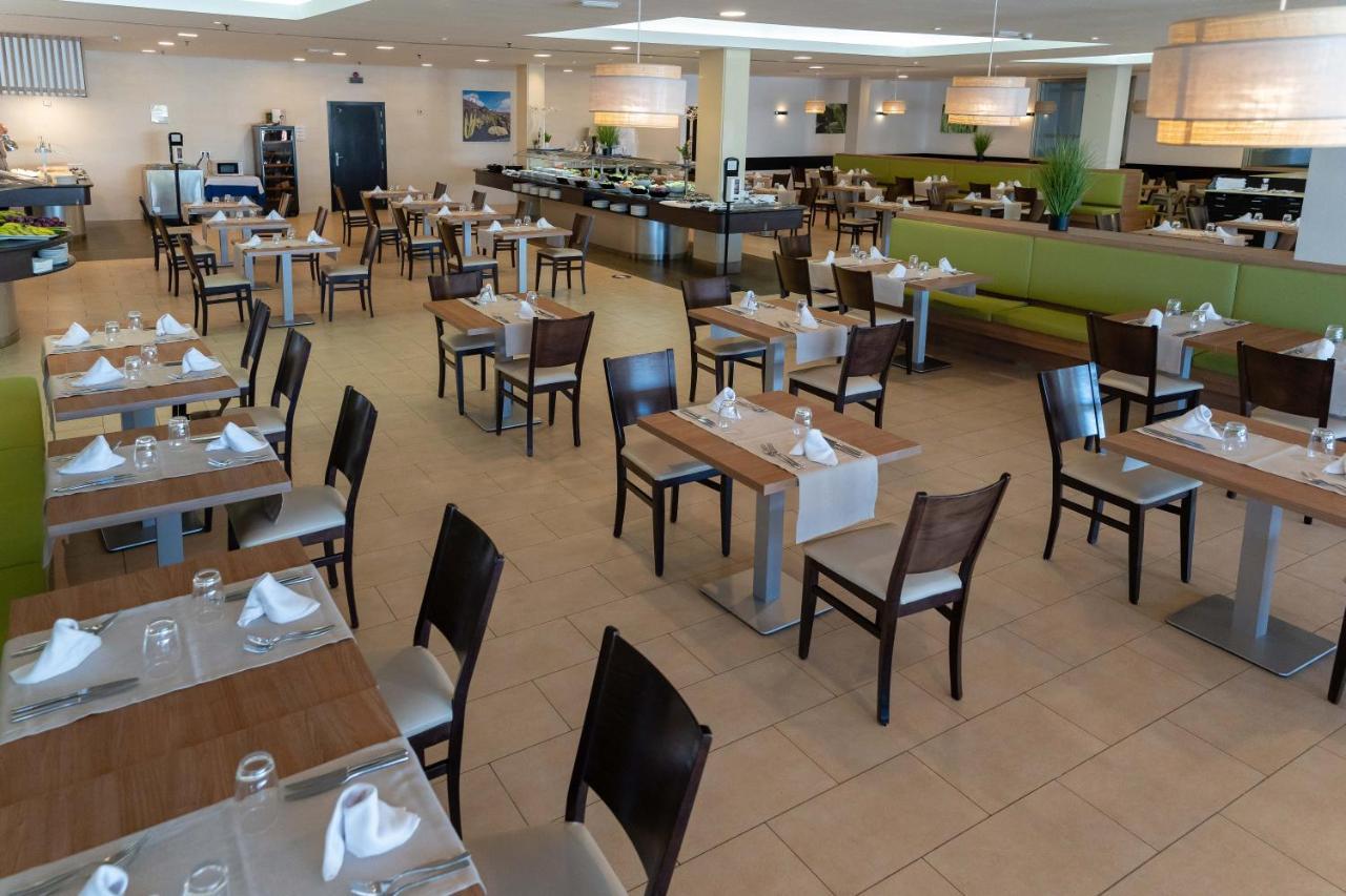 Lanzarote Village 4*