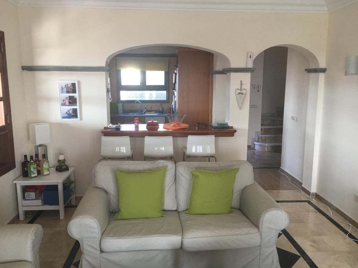 Luxury 3bed With Heated Private Pool, Full Sky And Free Wifi Villa *