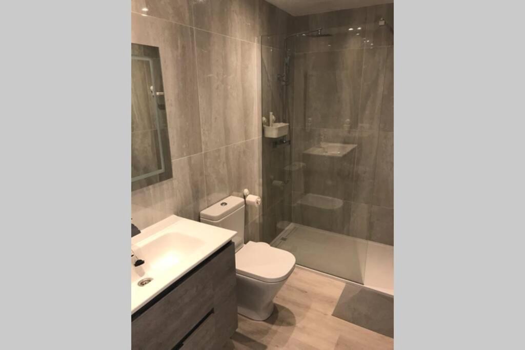 Air Conditioned 2 Bedroom Poolside Free Wifi Tv Package Includes Uk And European Channels Free On Street Parking Bright And Modern With Fridge Freezer And Washing Machine * Puerto del Carmen (Lanzarote)