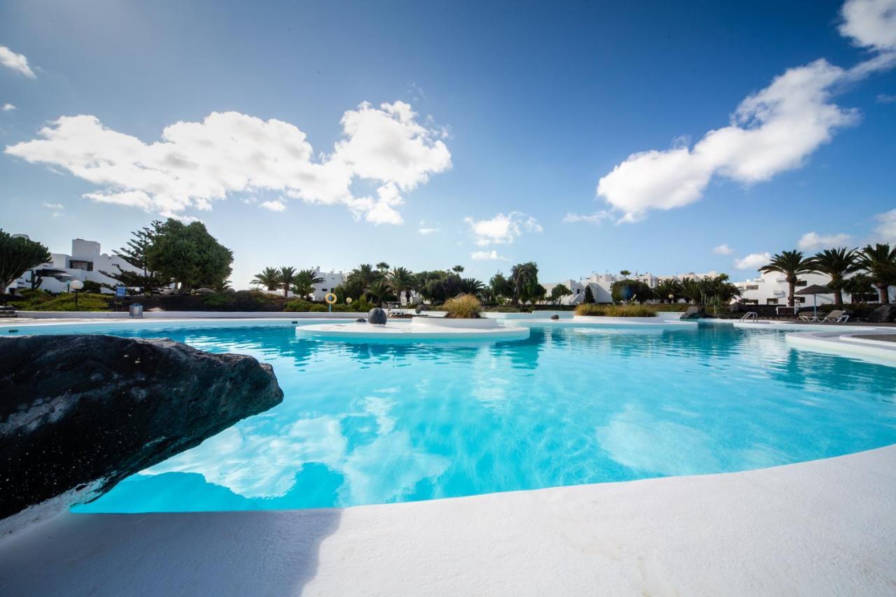 Molinos Holidays. 2 Bedrooms Costa Teguise
