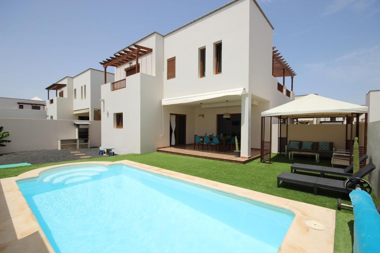 Las Caletas Del Mar - Heated Pool * Costa Teguise